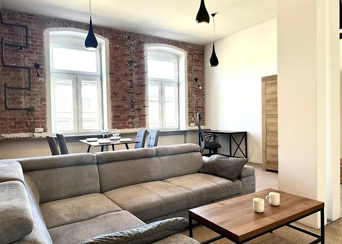 Rejtana - Self Check-in 20h *